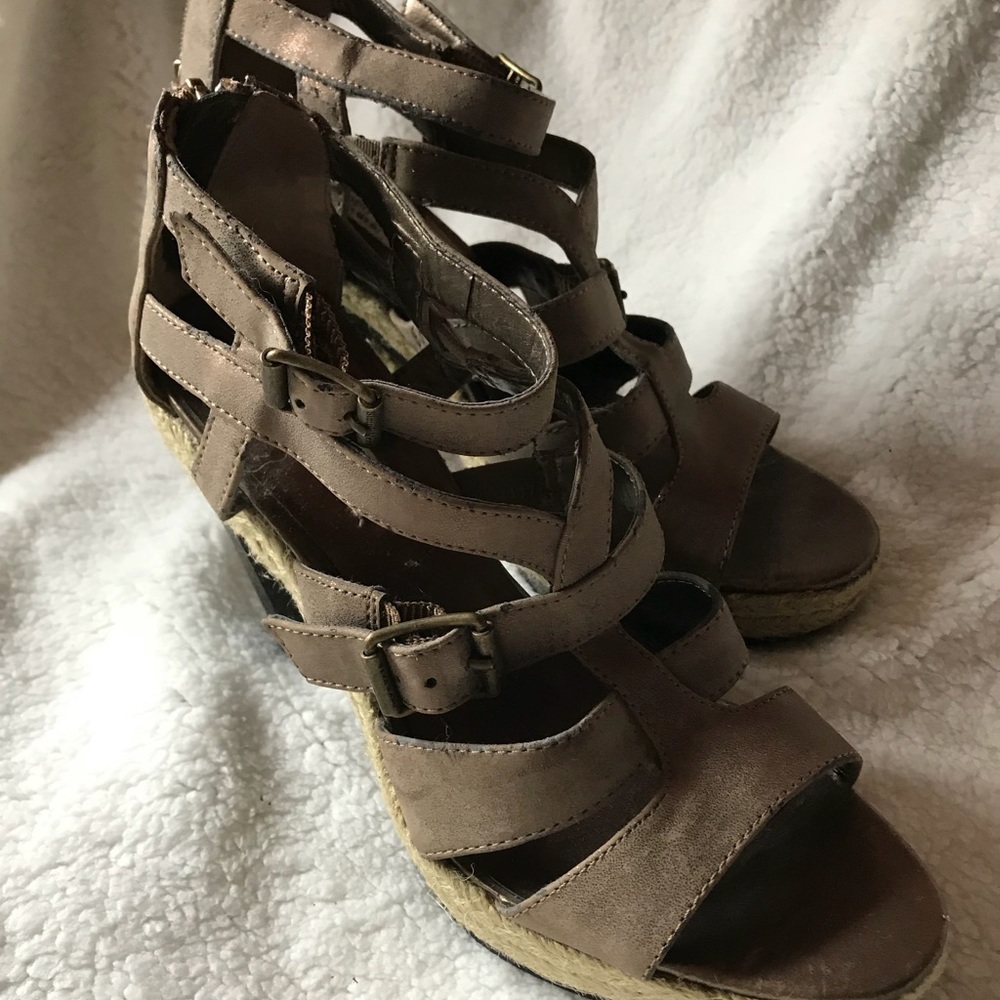 Vera Wang Heels